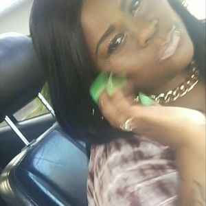 Meet your Posher, Ava